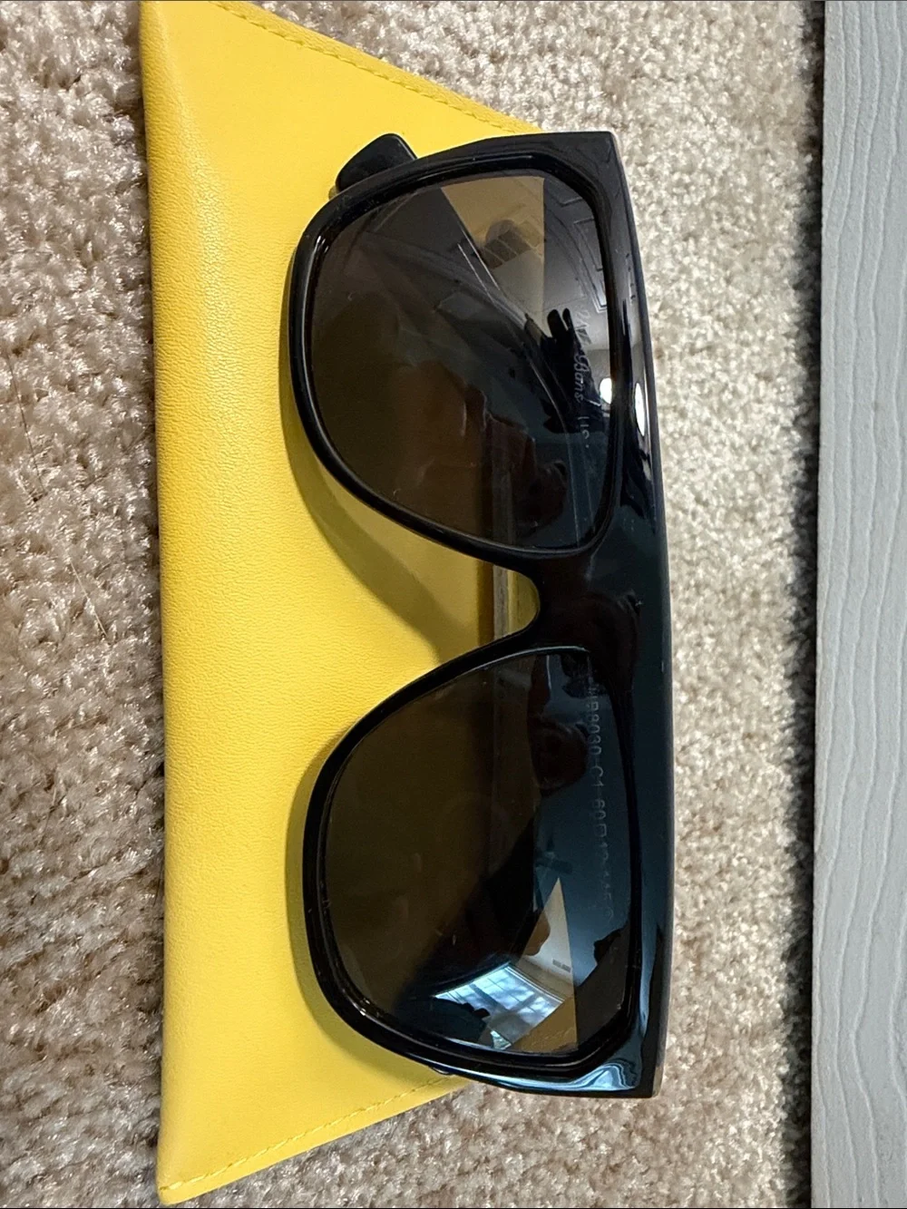 Mosanana Yellow Sunglasses Pouch with Black Shield Sunglasses